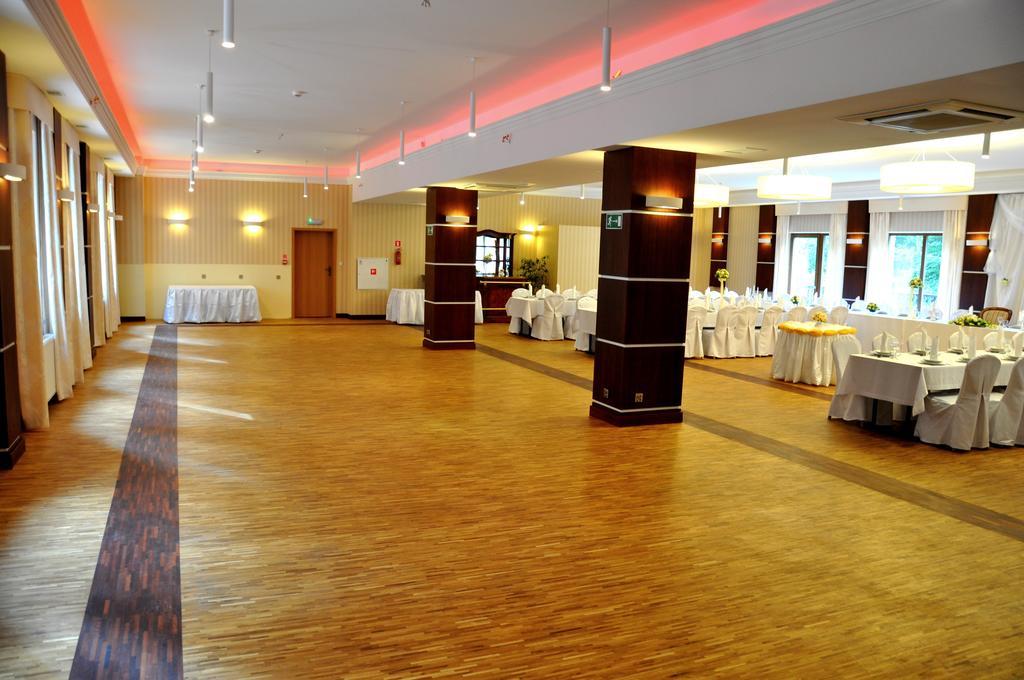 Hotel Mir-Jan Spa Lądek-Zdrój Екстериор снимка